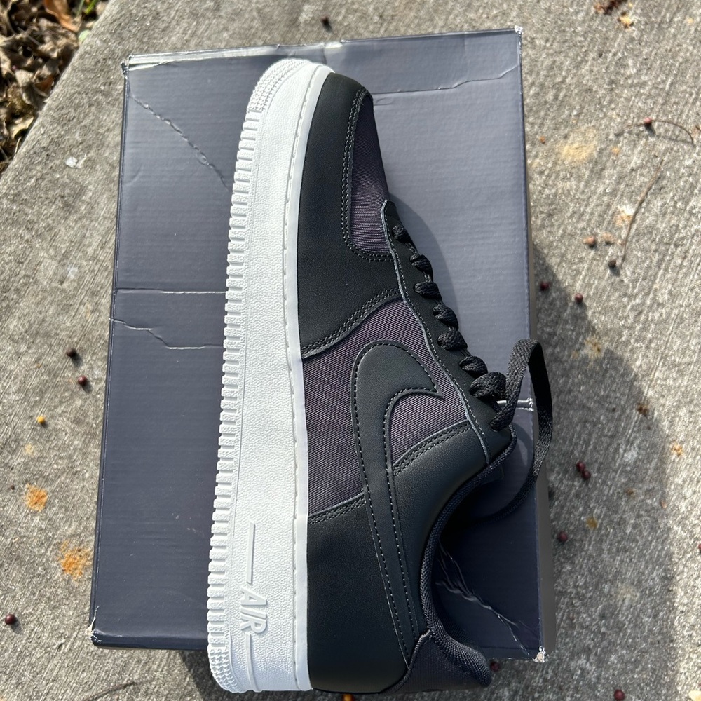 Nike Air Force 1